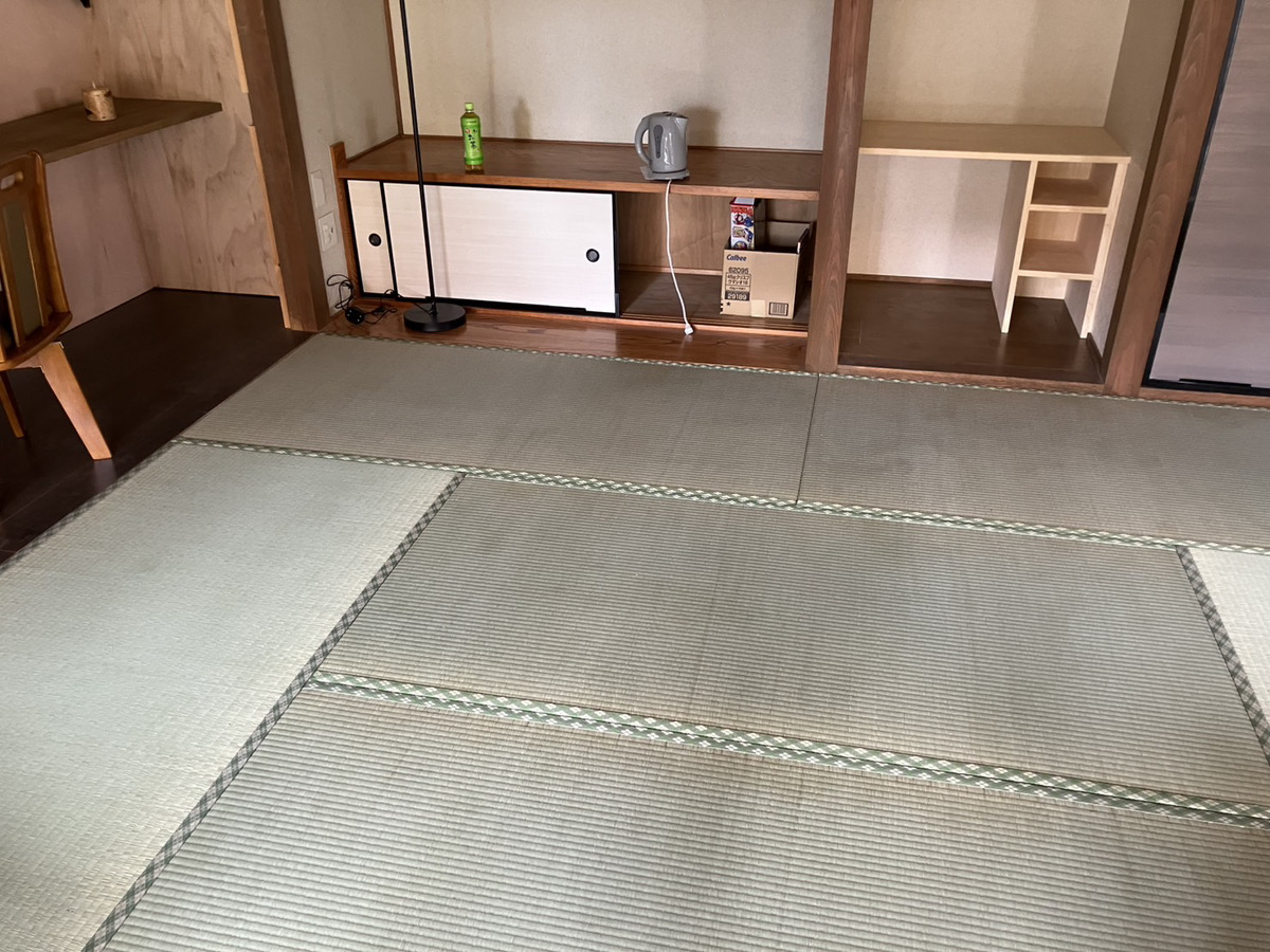 亀山市東丸町で畳表替え