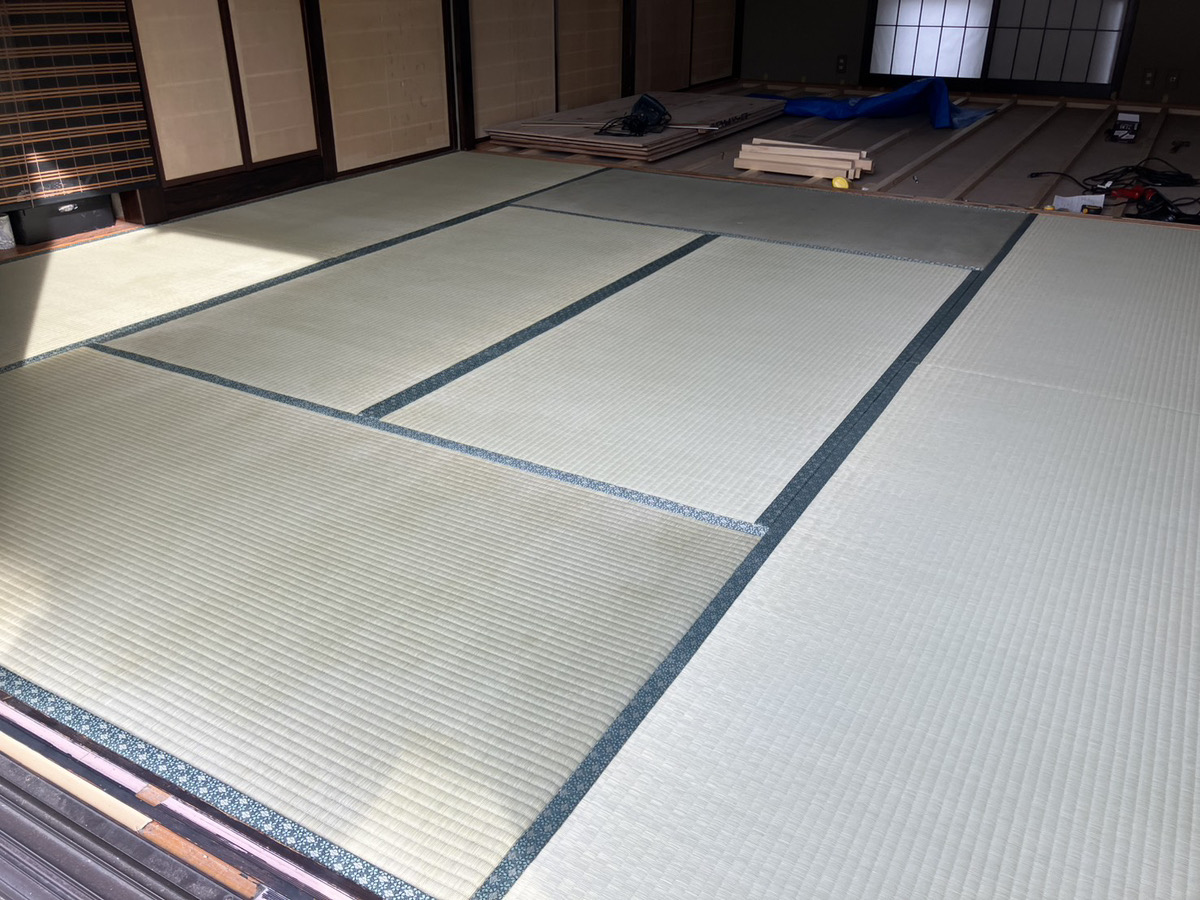 四日市市日永西で畳表替え